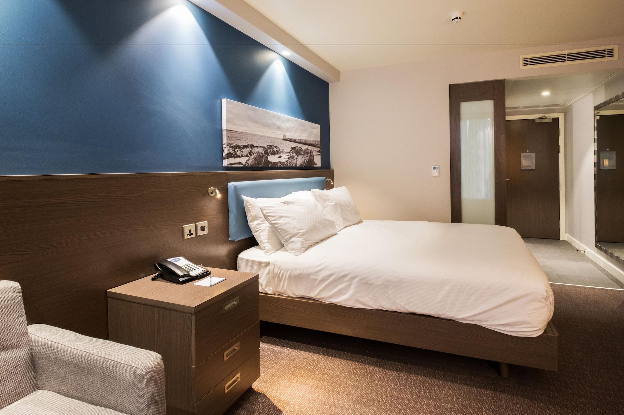 Hampton By Hilton Aberdeen Airport