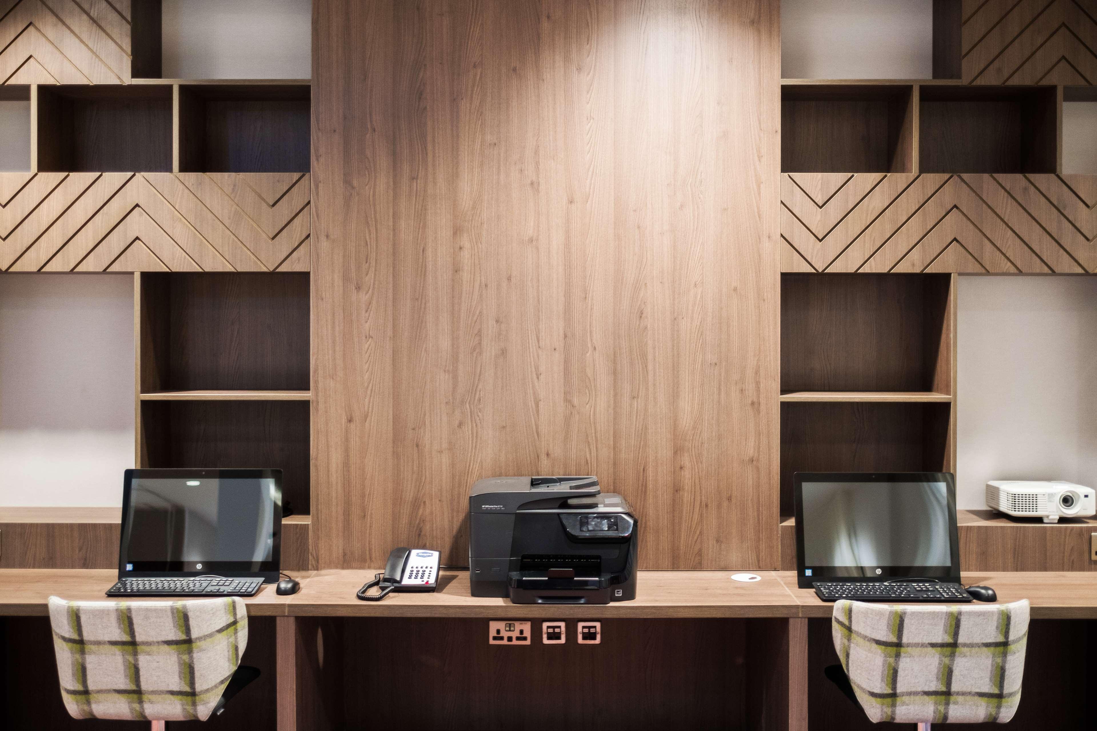 Hotel Hampton By Hilton Aberdeen Airport